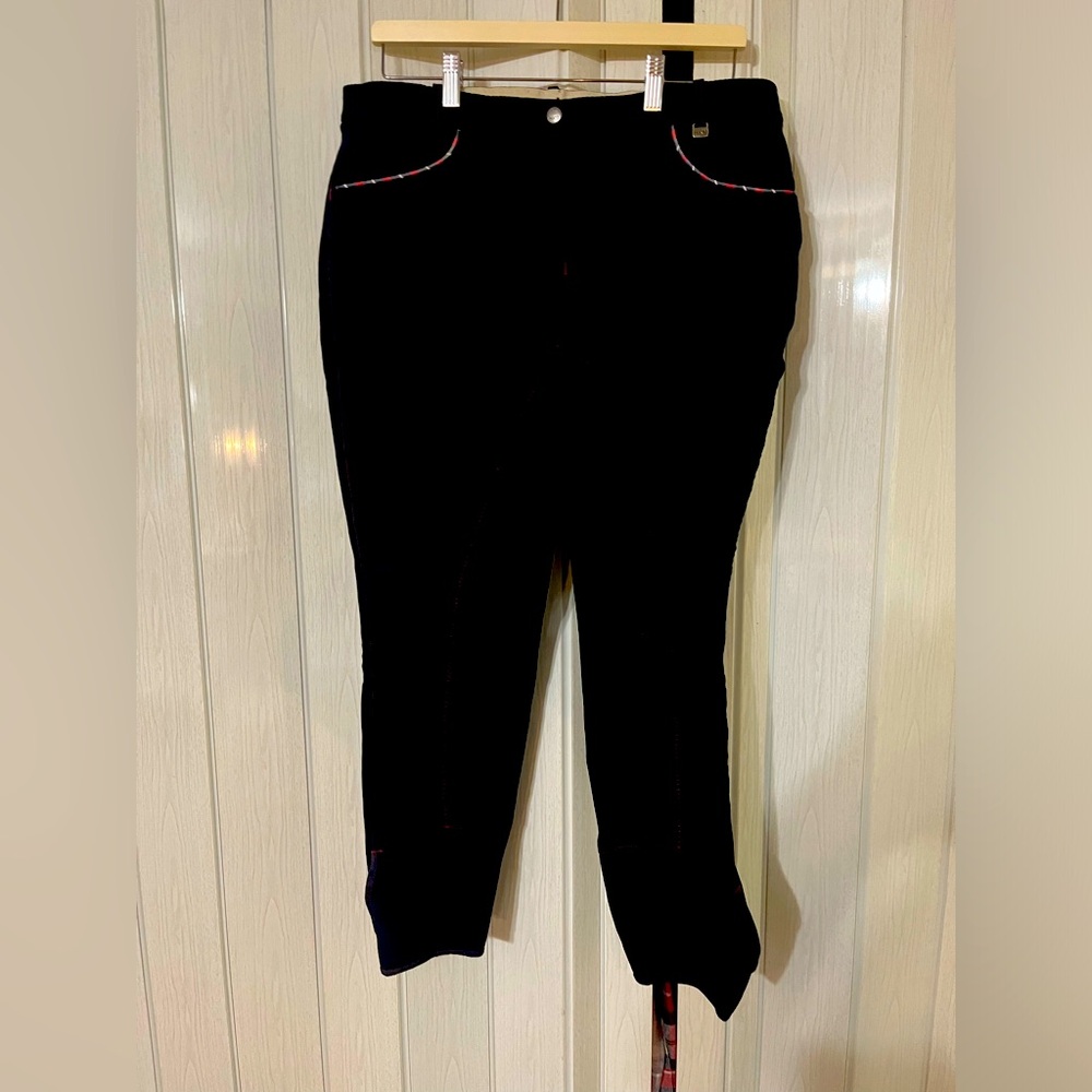 HKM Pro Team breeches in excellent condition